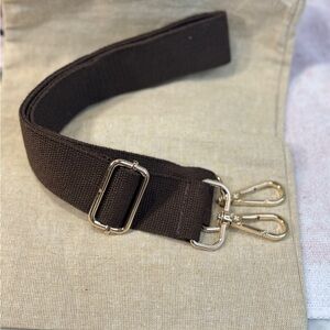 Brown Adjustable Guitat Strap with Gold Hardware